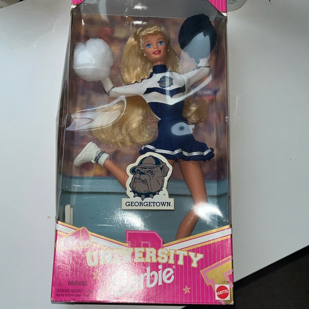 University Barbie Blonde Doll Georgetown Cheerleader  1996 Mattel sealed